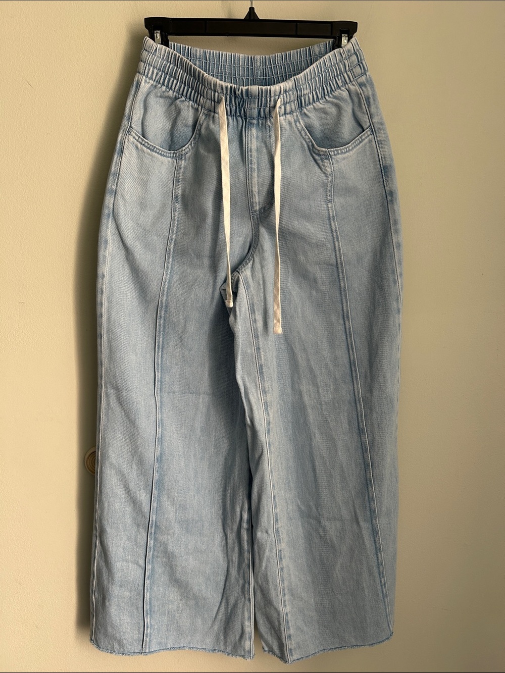 Universal Thread Light Blue Wide-Leg Drawstring Jeans - Picture 7 of 7